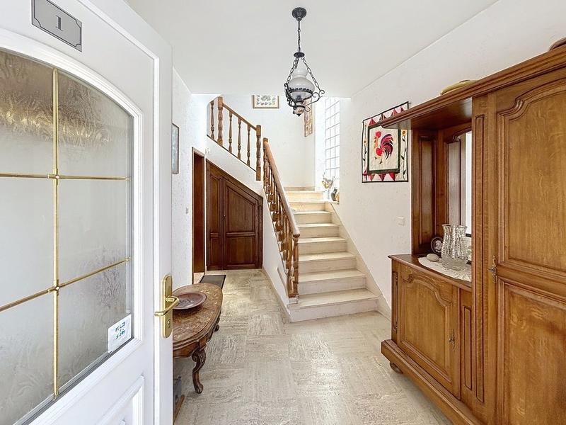 Maison - 148 m² - 7 pièces