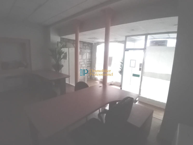 Bureau - 57 m² - 5 pièces