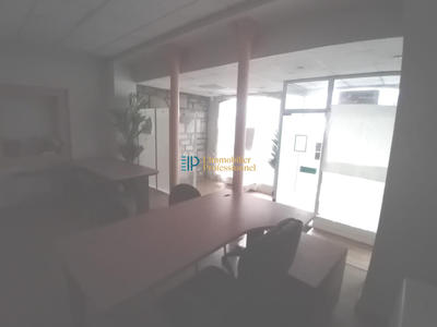 Bureau - 57 m² - 5 pièces