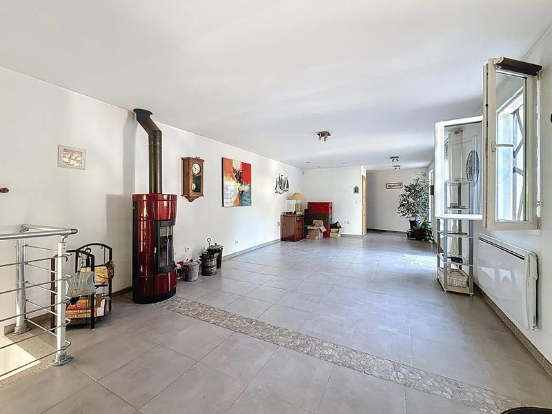 Maison - 190 m² - 5 pièces