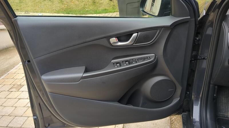 Hyundai Kona II Ev 204 64 kWh Creative - Automatique Entretien constructeur