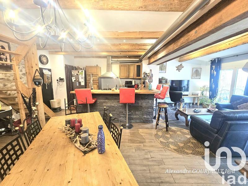 Maison - 92 m² - 5 pièces