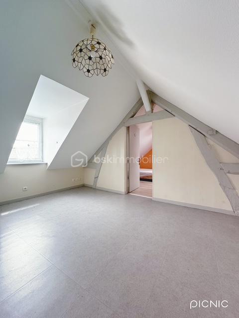 Immeuble - 145 m² - 10 pièces