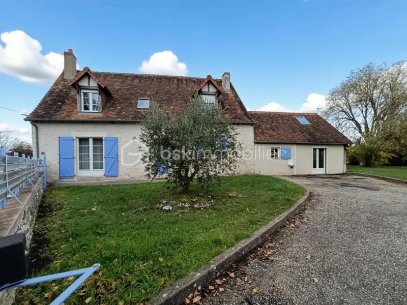 Maison traditionnelle - 166 m² - 5 pièces