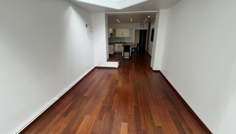 Appartement - 80 m² - 3 pièces