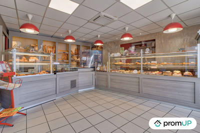 Maison - 200 m² - 7 pièces