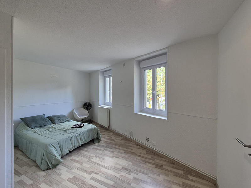 Maison - 196 m² - 4 pièces