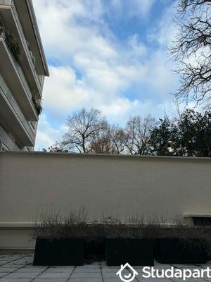 Hôtel particulier - 10 m² - 1 pièce