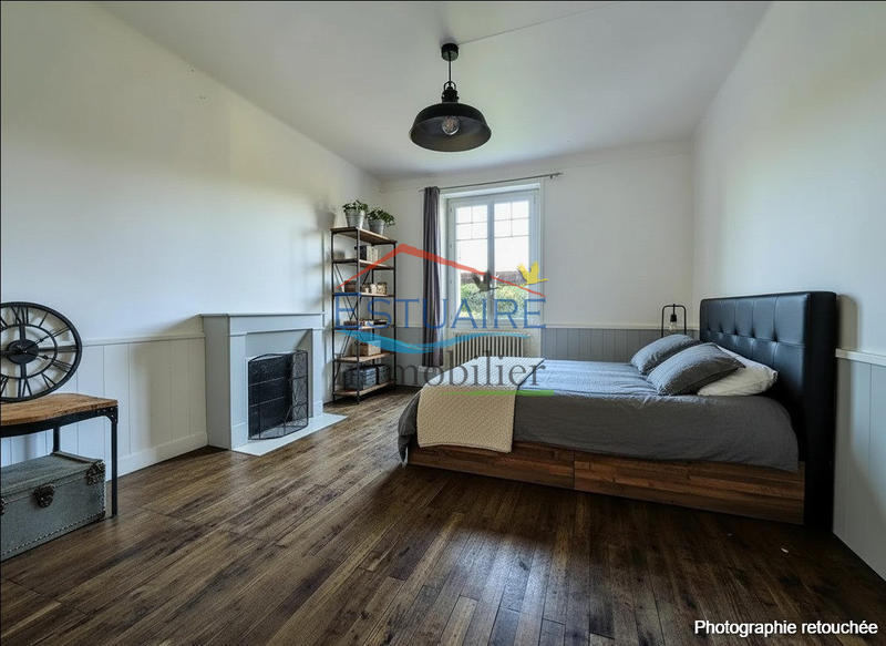 Maison ancienne - 195 m² - 8 pièces