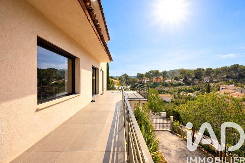 Maison de maîtres - 150 m² - 5 pièces