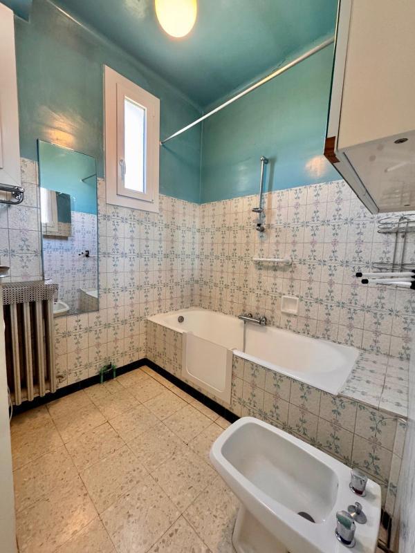 Villa - 200 m² - 10 pièces