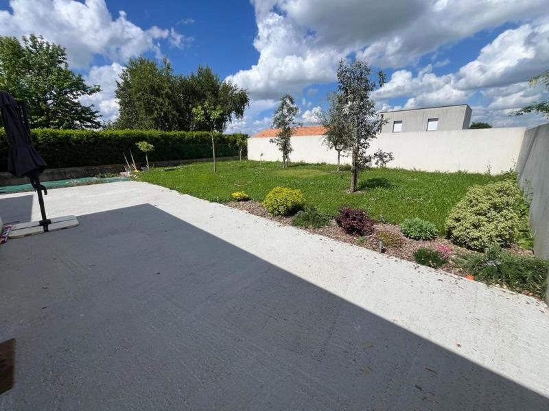 Maison traditionnelle - 185 m² - 6 pièces