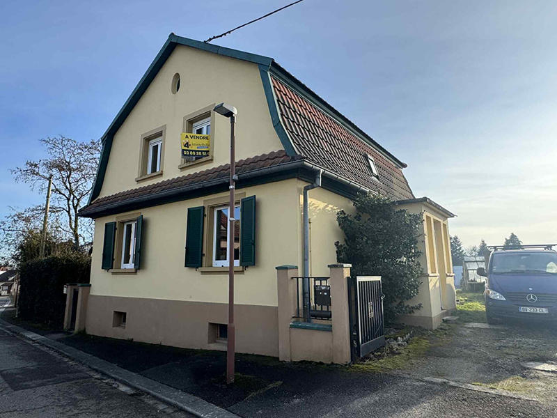 Maison - 92 m² - 4 pièces