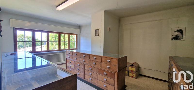 Maison - 334 m² - 10 pièces