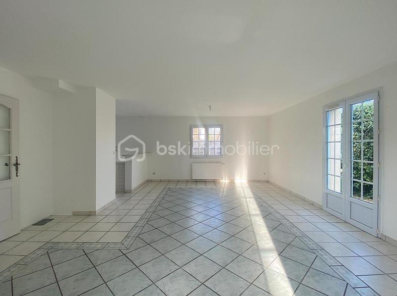 Maison traditionnelle - 110 m² - 4 pièces