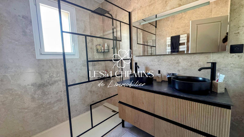 Villa - 140 m² - 4 pièces