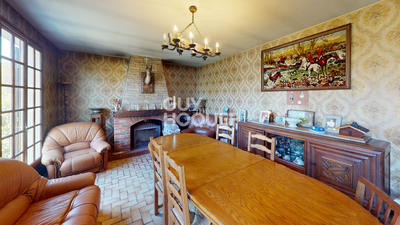 Maison - 159 m² - 8 pièces