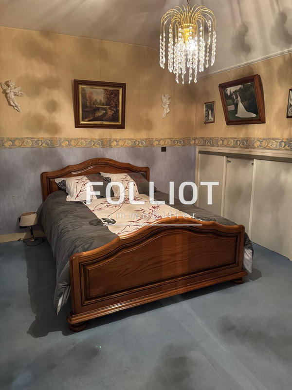 Maison - 142 m² - 7 pièces