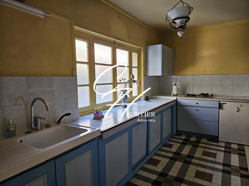 Appartement - 120 m² - 5 pièces