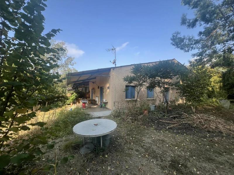 Entrepôt - 1 000 m²