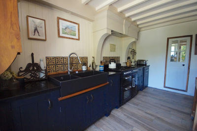 Maison - 237 m² - 8 pièces