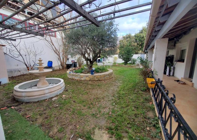 Maison - 494 m² - 20 pièces