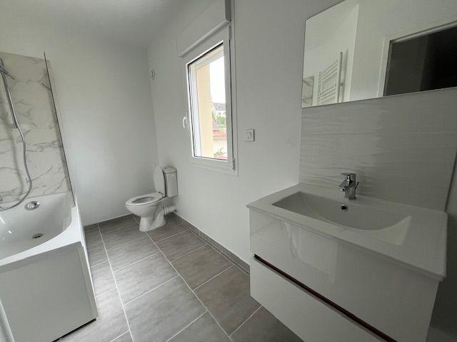 Maison - 86 m² - 4 pièces