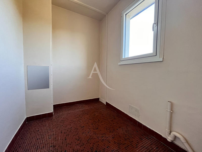 Appartement - 120 m² - 5 pièces