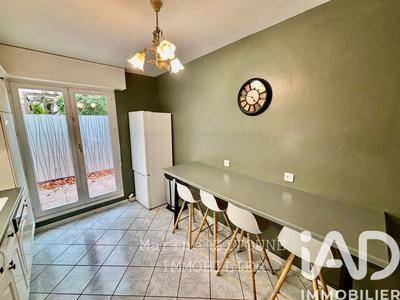 Appartement - 96 m² - 5 pièces