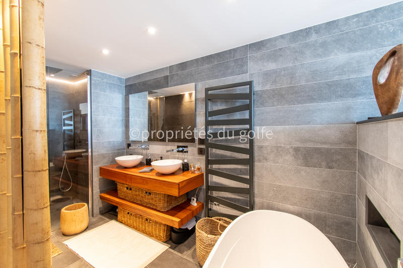 Appartement - 130 m² - 4 pièces