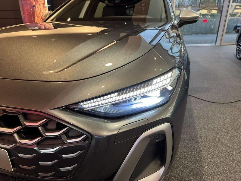 Audi S5 Avant Tfsi Hybride 367 ch s tronic 7 Quattro