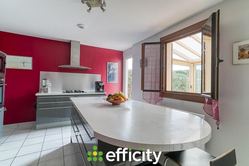 Pavillon - 95 m² - 6 pièces