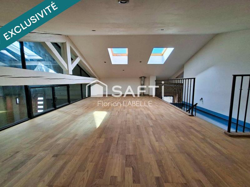 Loft - 82 m² - 4 pièces