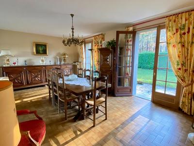 Maison - 96 m² - 5 pièces