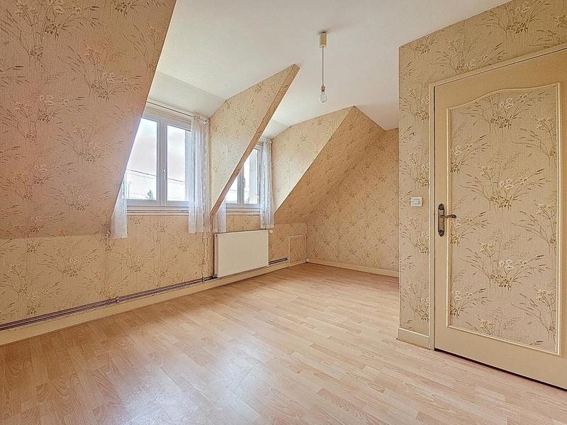 Maison - 120 m² - 6 pièces