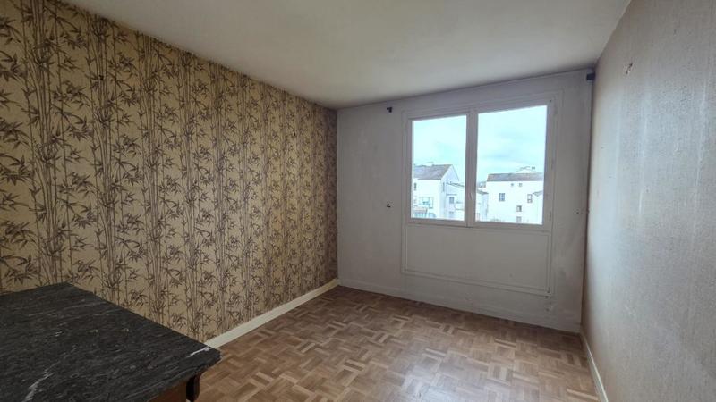 Appartement ancien - 87 m² - 5 pièces
