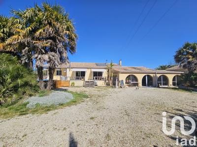 Maison - 315 m² - 12 pièces