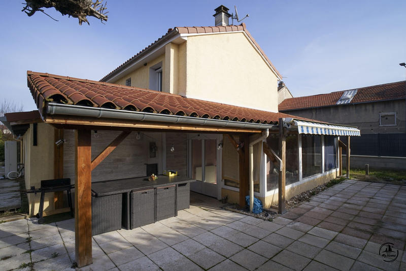 Maison - 133 m² - 5 pièces