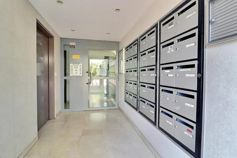 Appartement - 81 m² - 3 pièces