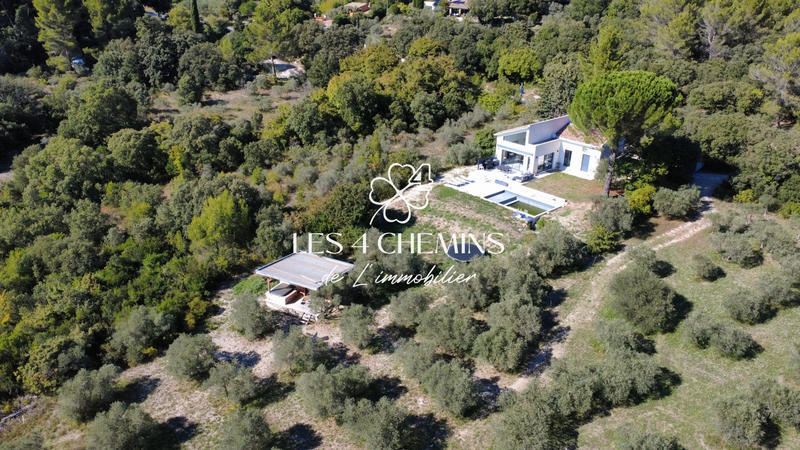 Villa - 174 m² - 5 pièces