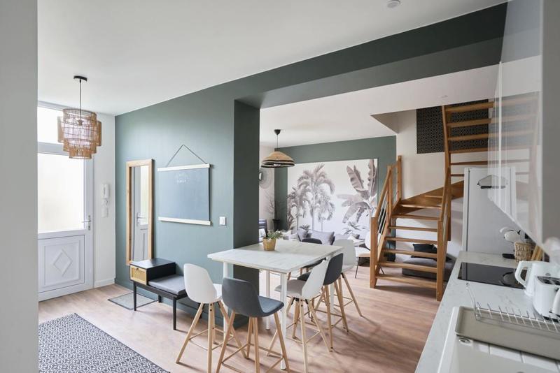 Maison - 108 m² - 7 pièces