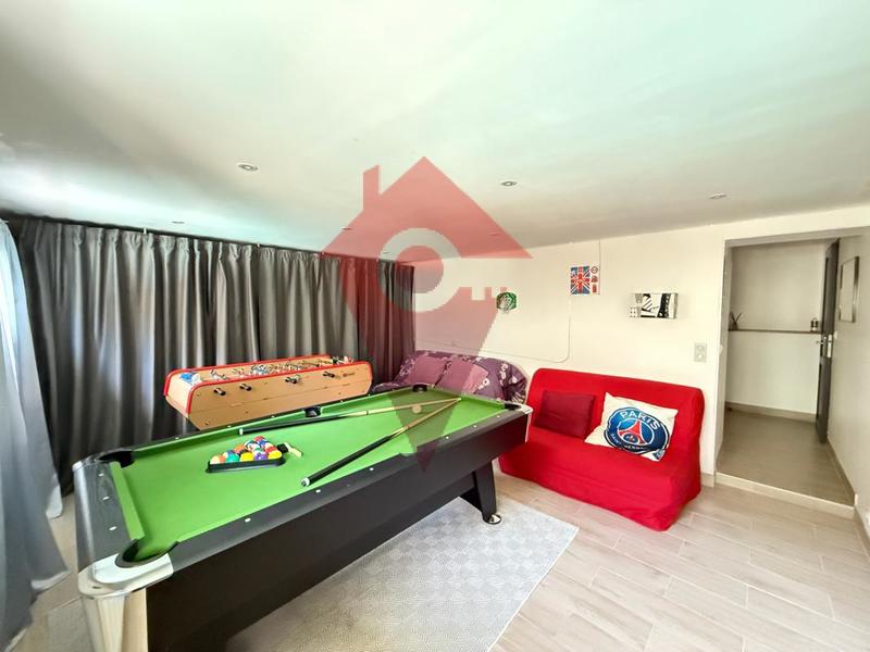 Maison - 162 m² - 5 pièces