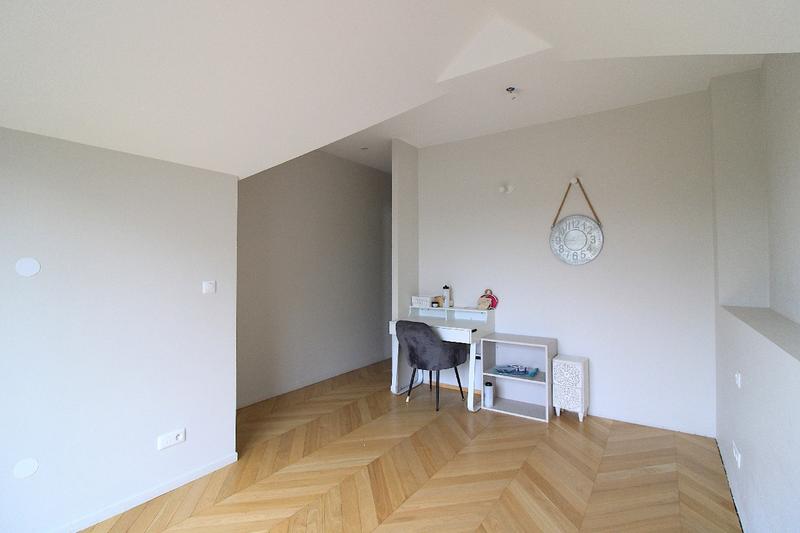 Maison - 147 m² - 7 pièces