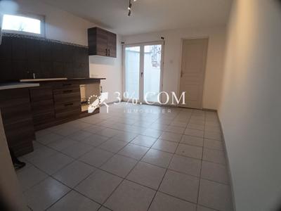 Maison - 67 m² - 3 pièces