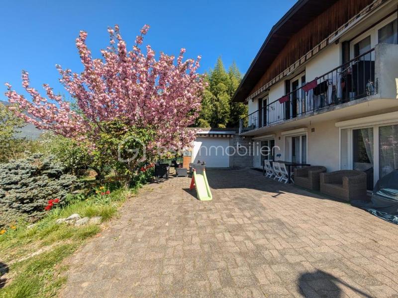 Maison traditionnelle - 124 m² - 4 pièces