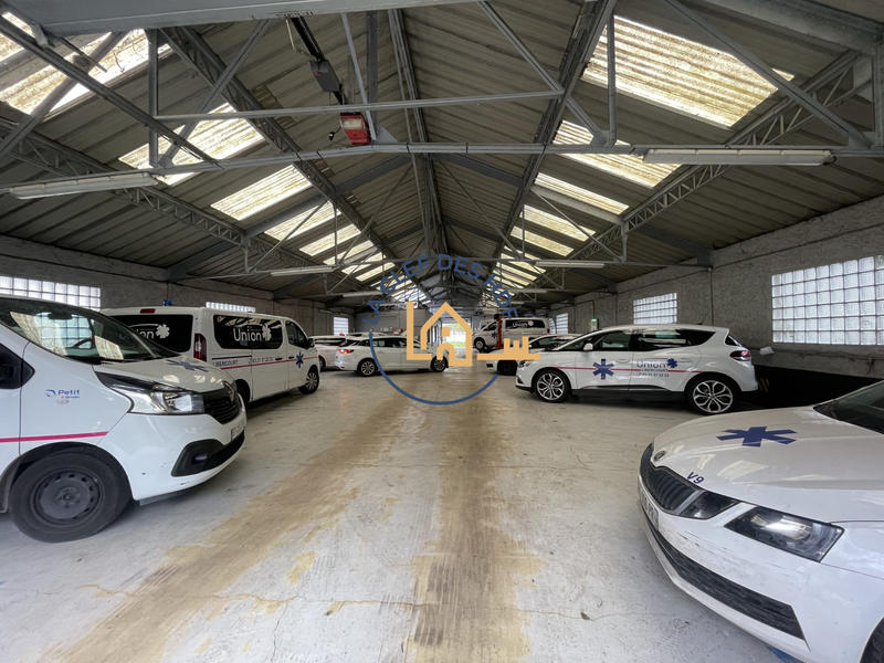 Local d'activités - 730 m²