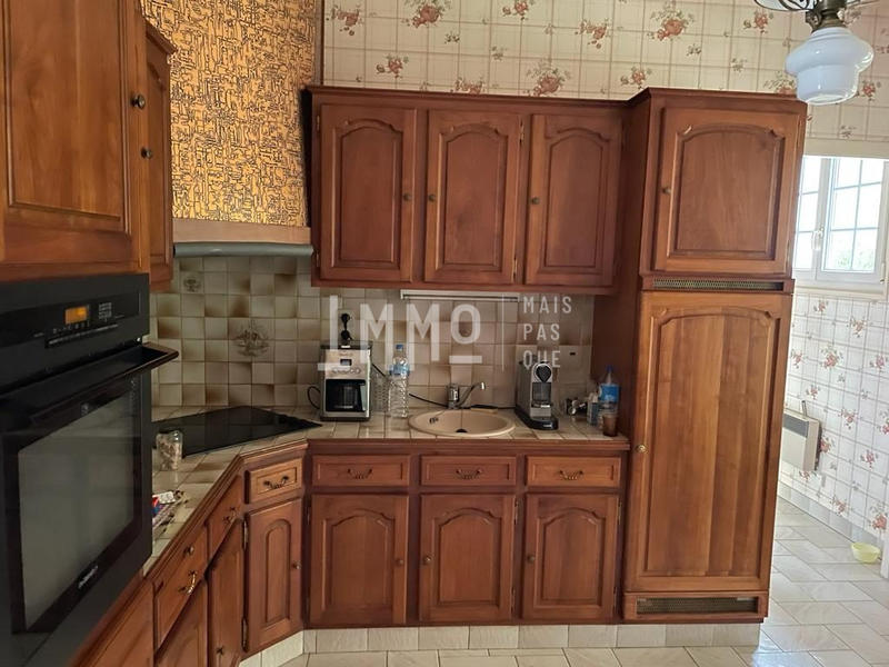 Maison - 231 m² - 10 pièces