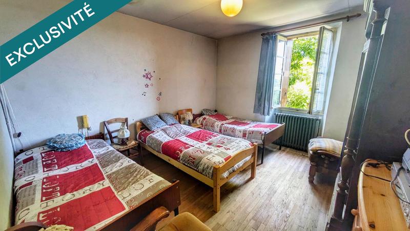 Maison - 94 m² - 5 pièces