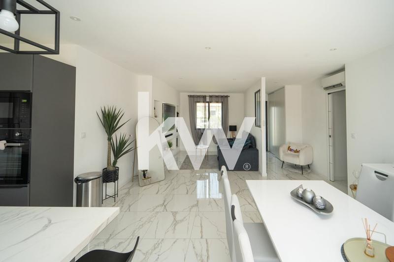 Maison - 91 m² - 4 pièces