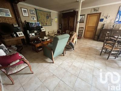 Maison - 246 m² - 7 pièces